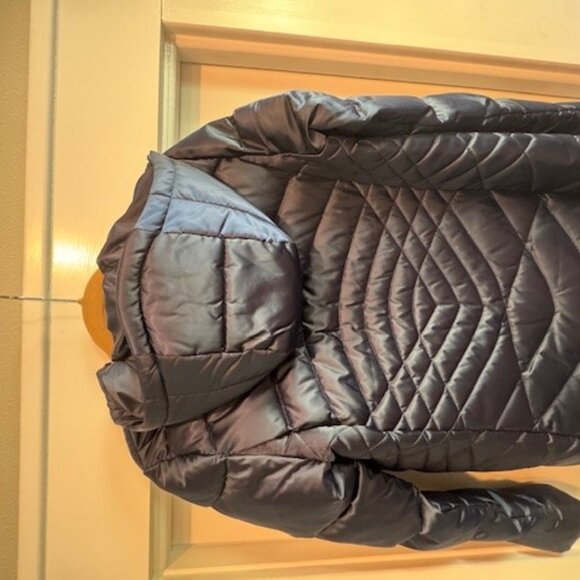 Womens Goose Down North Face Jacket - Picture 2 of 3